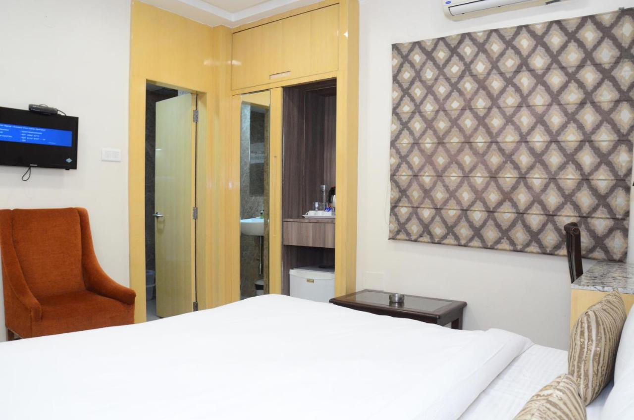 Hotel Crytsal Residency Ranchi Zewnętrze zdjęcie