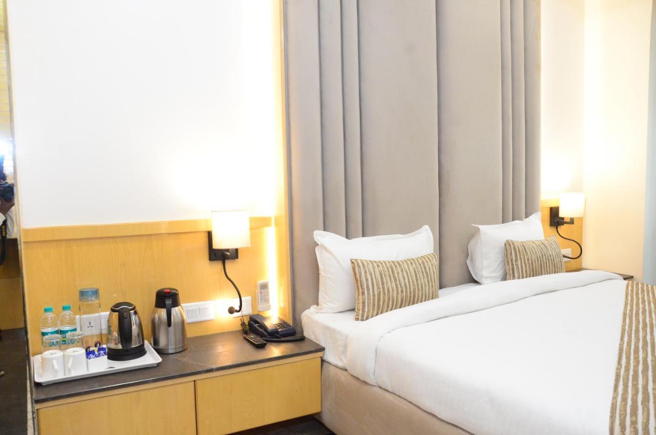 Hotel Crytsal Residency Ranchi Zewnętrze zdjęcie