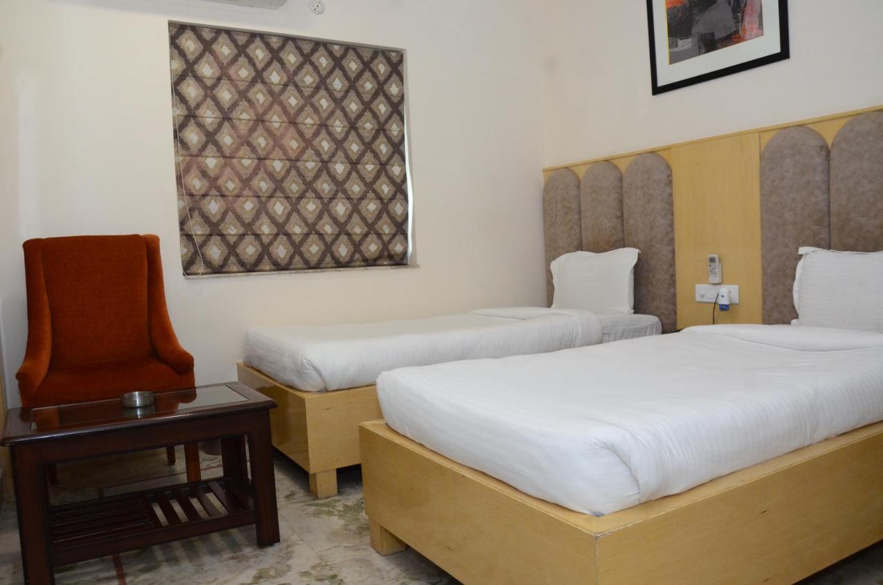 Hotel Crytsal Residency Ranchi Zewnętrze zdjęcie